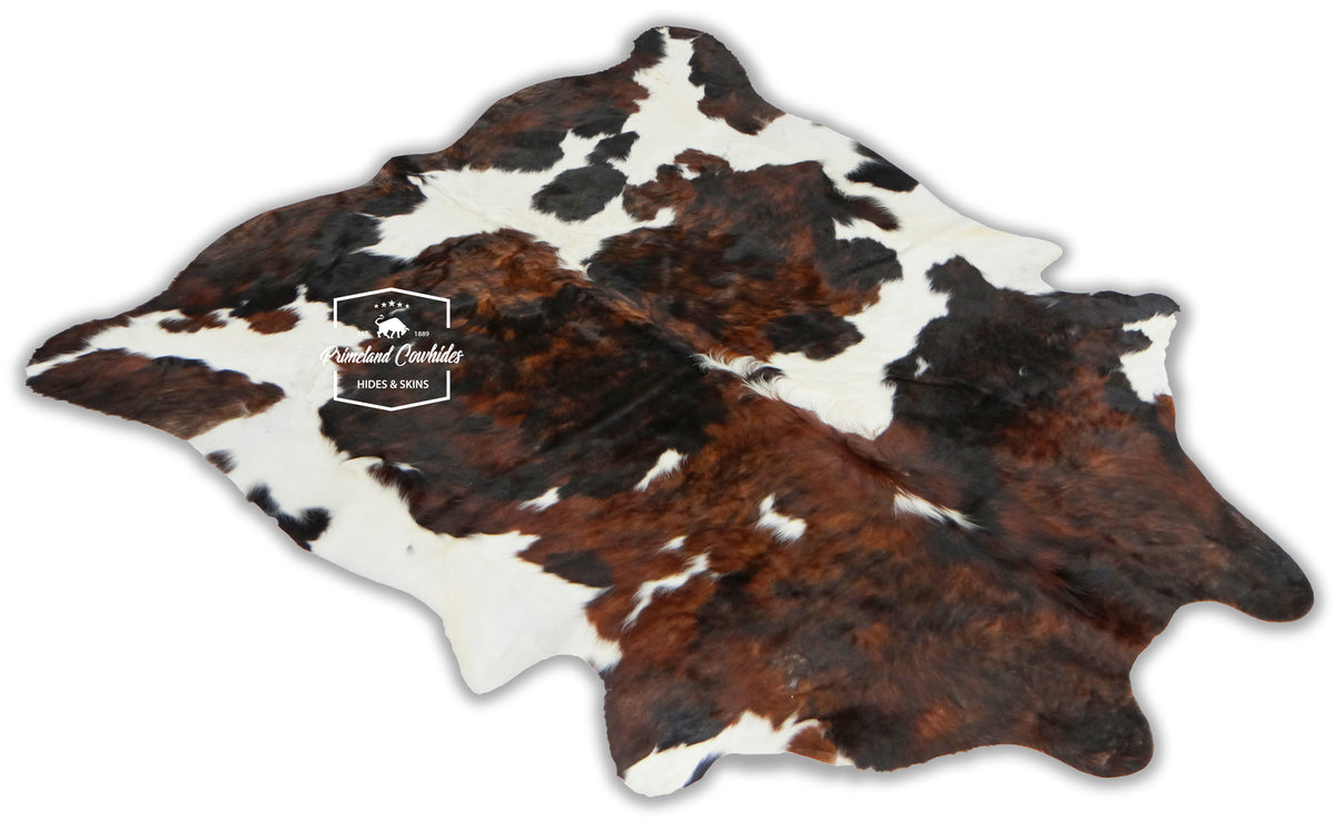 Tricolor Cowhide Rug | Primeland CowhidesUSA | Cowhide rugs – Primeland ...